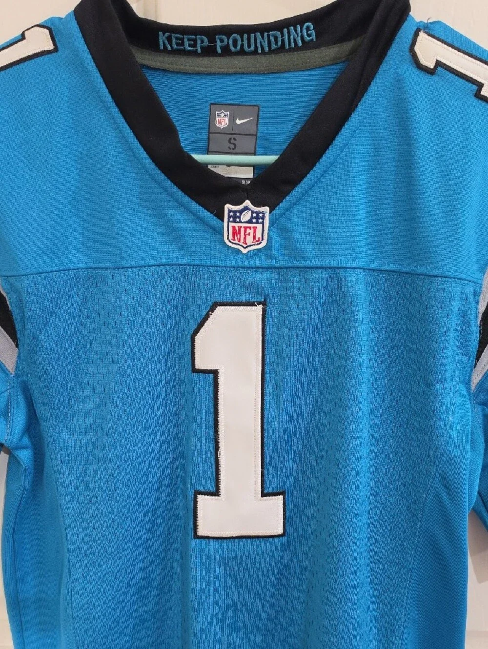 Nike NFL Carolina Panthers Cam Newton #1 Youth Jersey - Size S (8) Blue